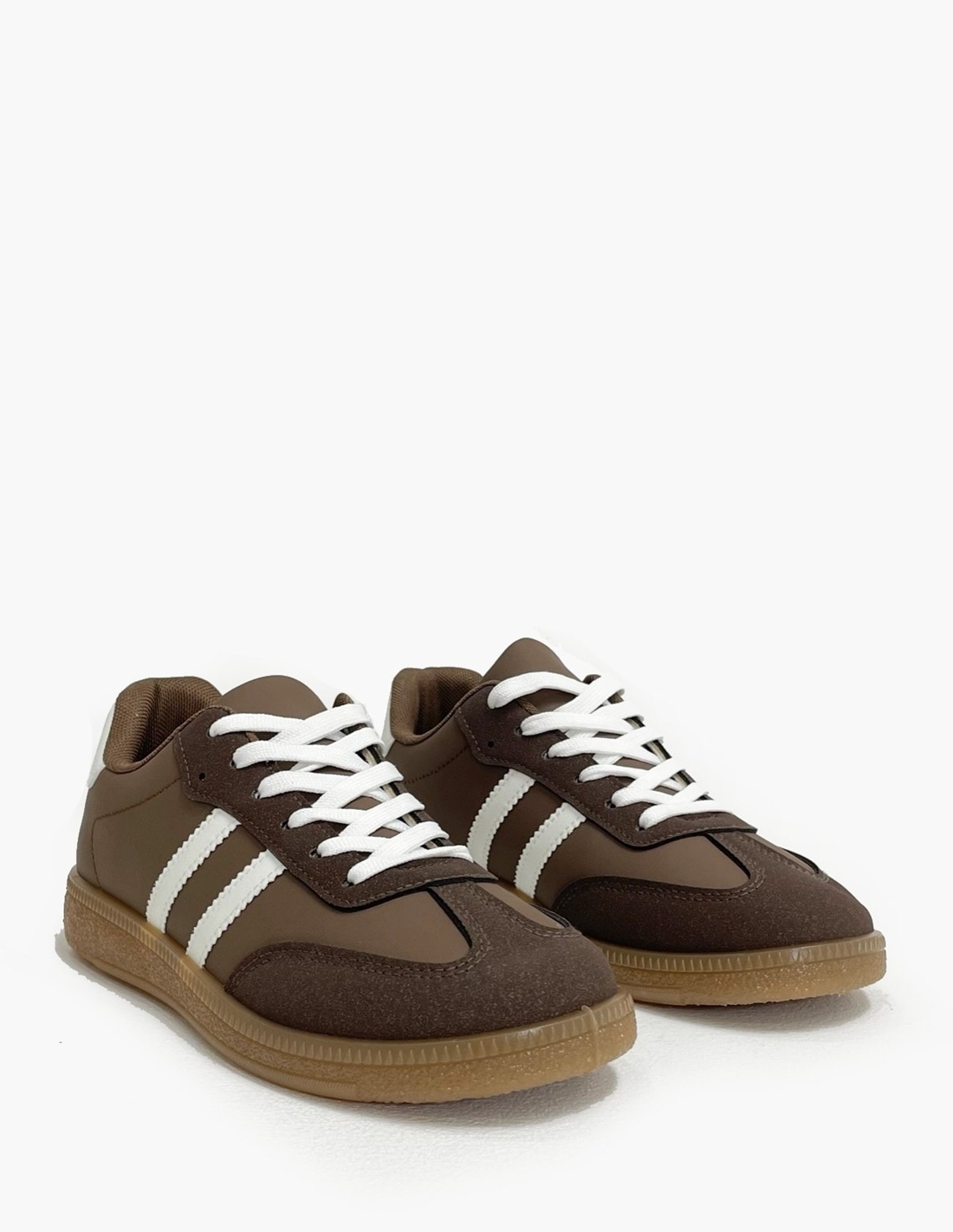 Deportivas clásicas marrones Deportivas clásicas marrones